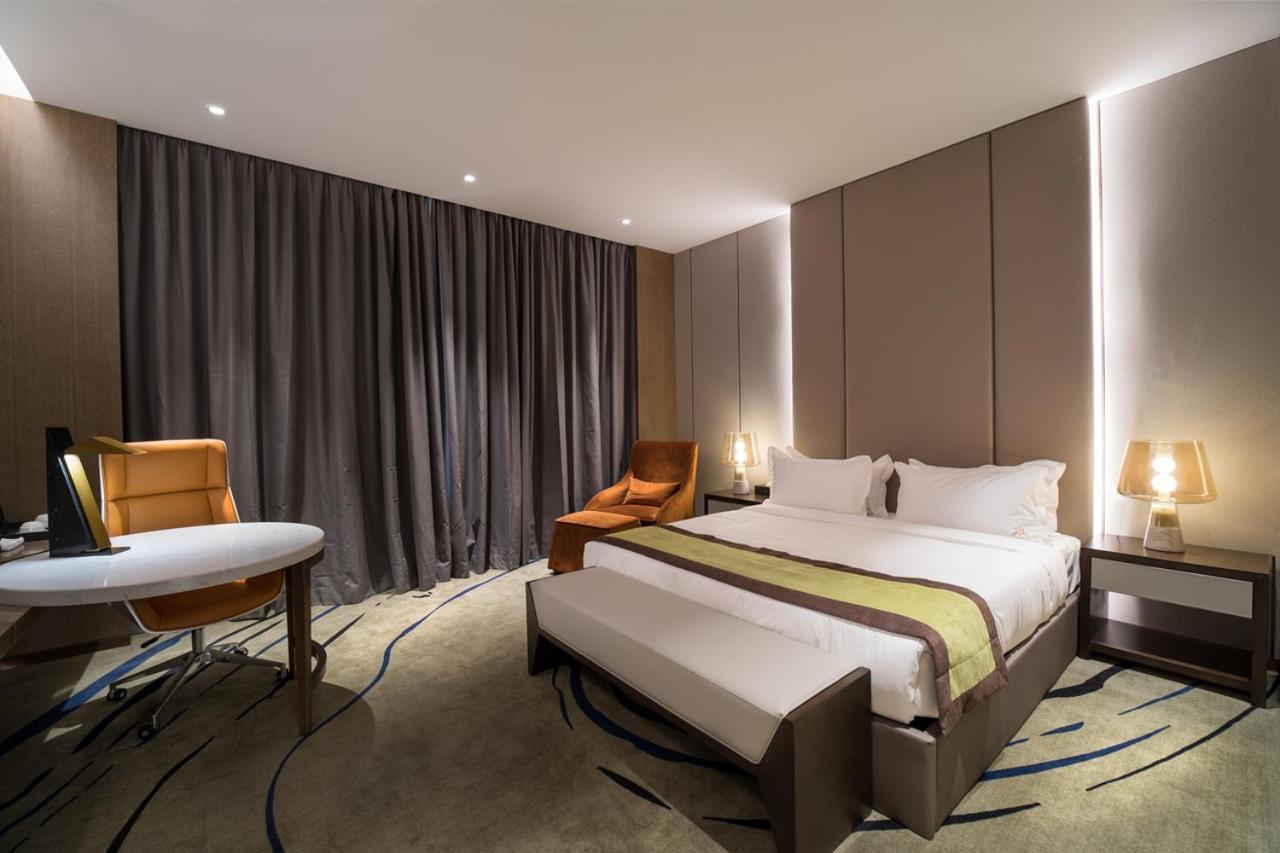 Marigold Hotels Windhoek Extérieur photo